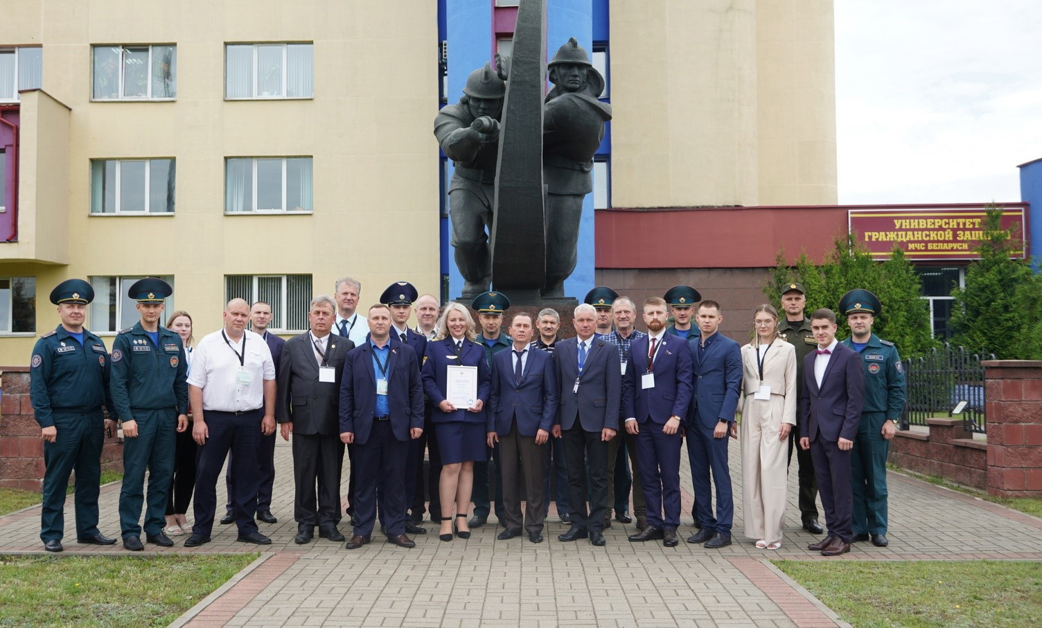 Внуковские спасатели обменялись опытом с белорусскими коллегами